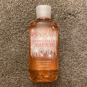 Bath and body works shower gel